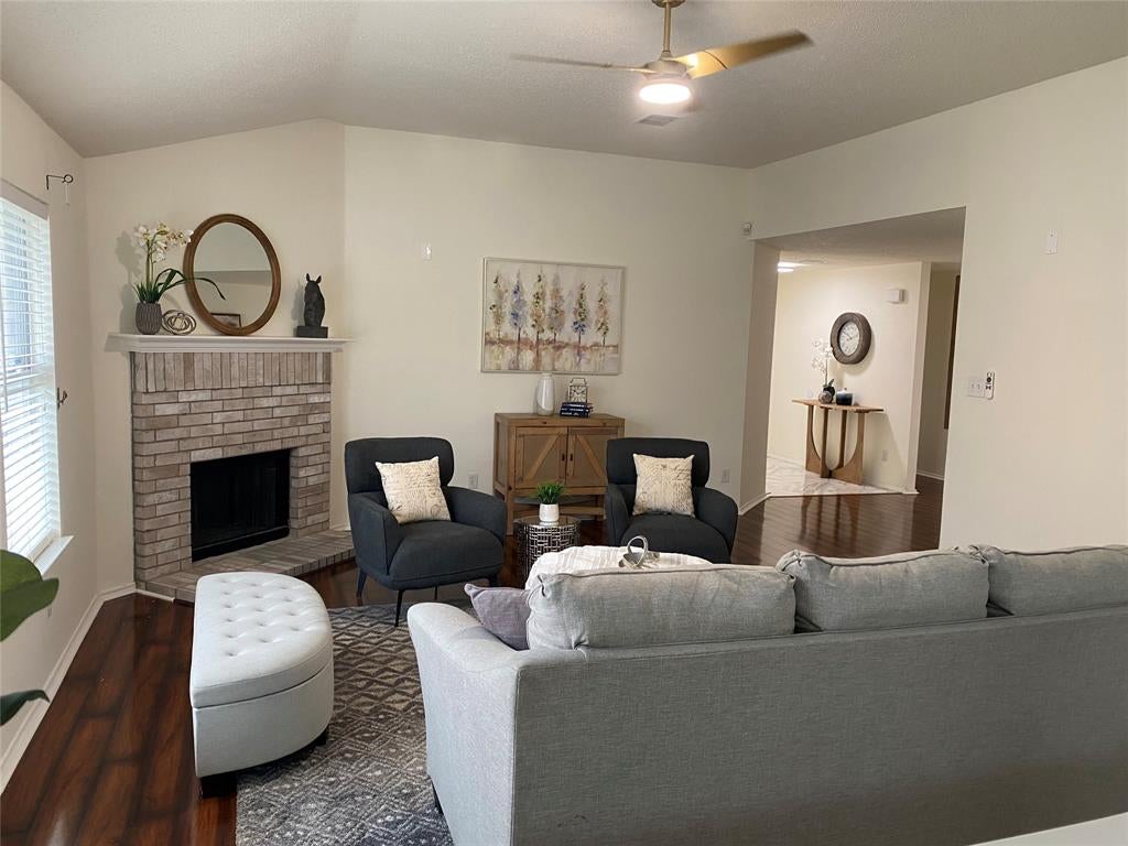 5534 Mandarin Way, Dallas, TX 75249 photo