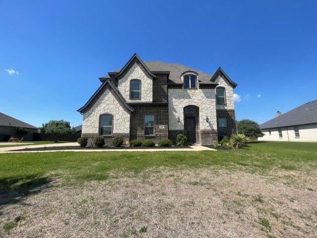 321 Equestrian Dr, Waxahachie, TX 75165