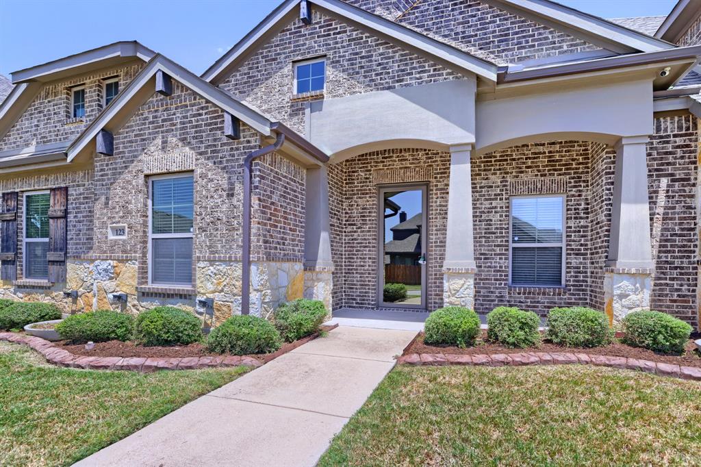 123 White Oak Ln, Red Oak, TX 75154 photo