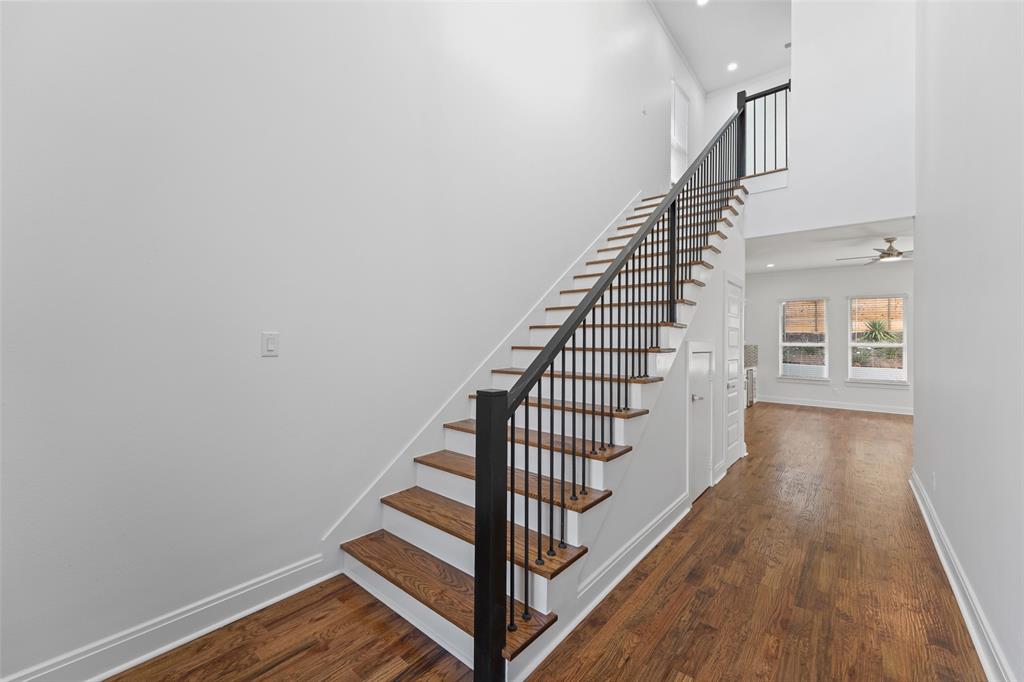 1320 Compton St, Dallas, TX 75203 photo