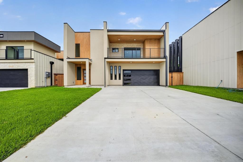 105 Rolston Rd, Irving, TX 75060