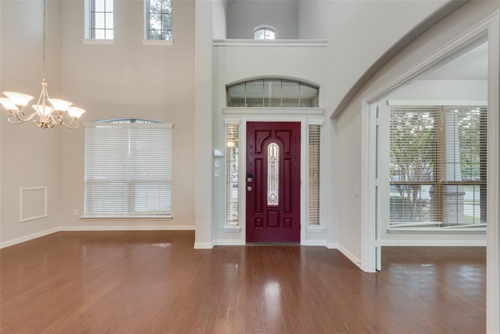 917 Tara Dr, Burleson, TX 76028 photo