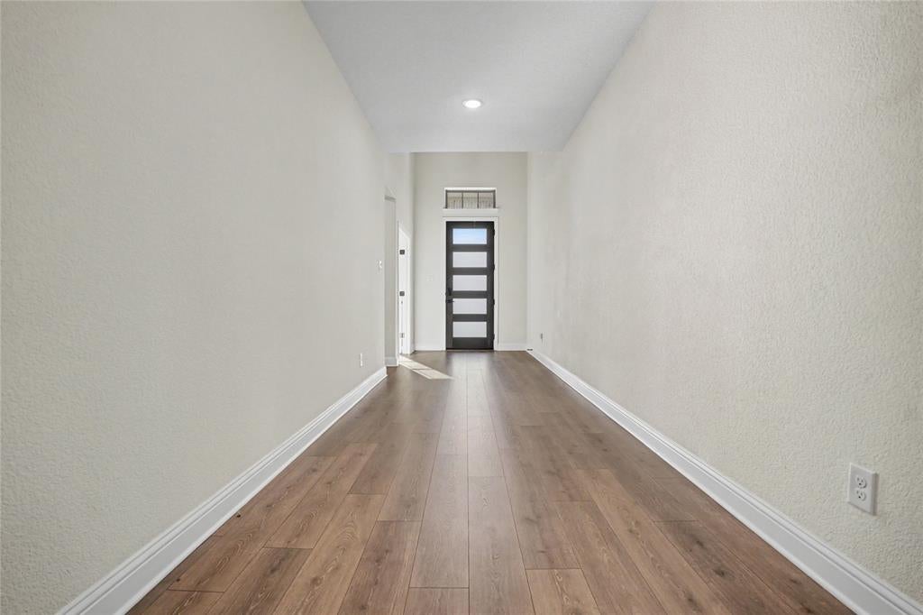 1830 Silver Birch Rd, Waxahachie, TX 75165 photo