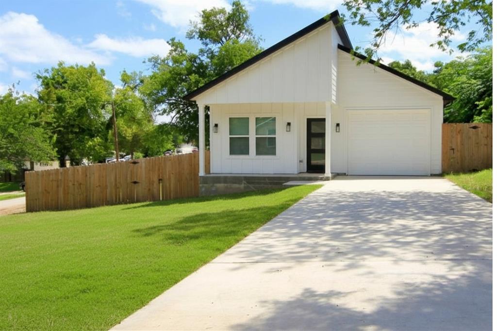 5824 Plum Dale Rd, Dallas, TX 75241 photo