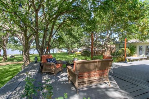 Single Family Residence in Newark TX 371 County Road 4874.jpg