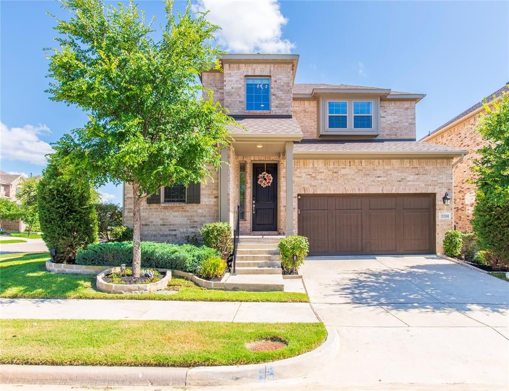 2280 Washington Dr, Carrollton, TX 75010