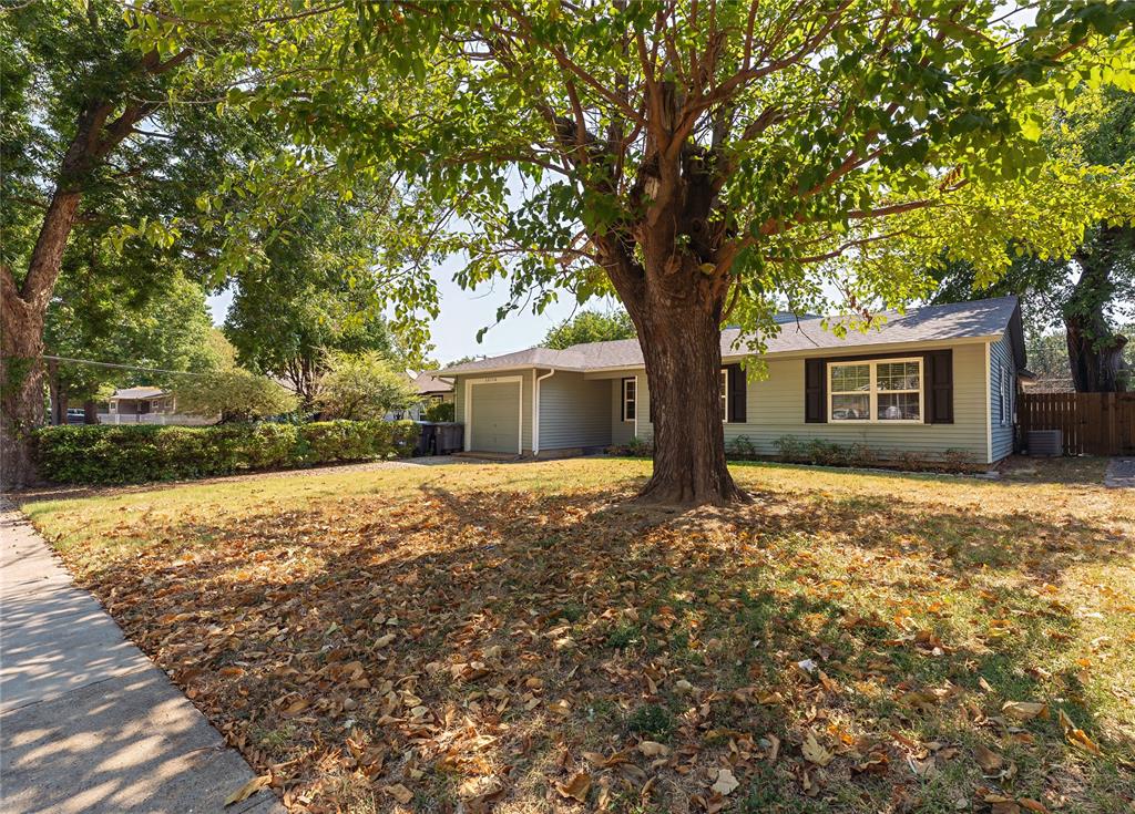 12156 Dandridge Dr, Dallas, TX 75243 photo