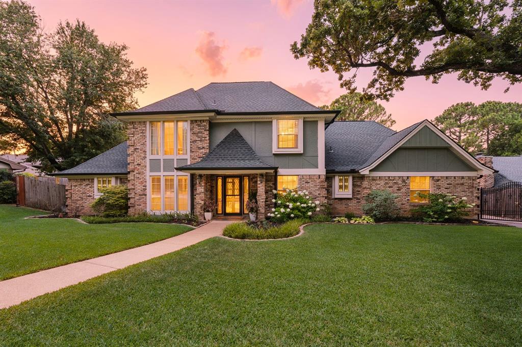4102 Greenway Ct, Colleyville, TX 76034