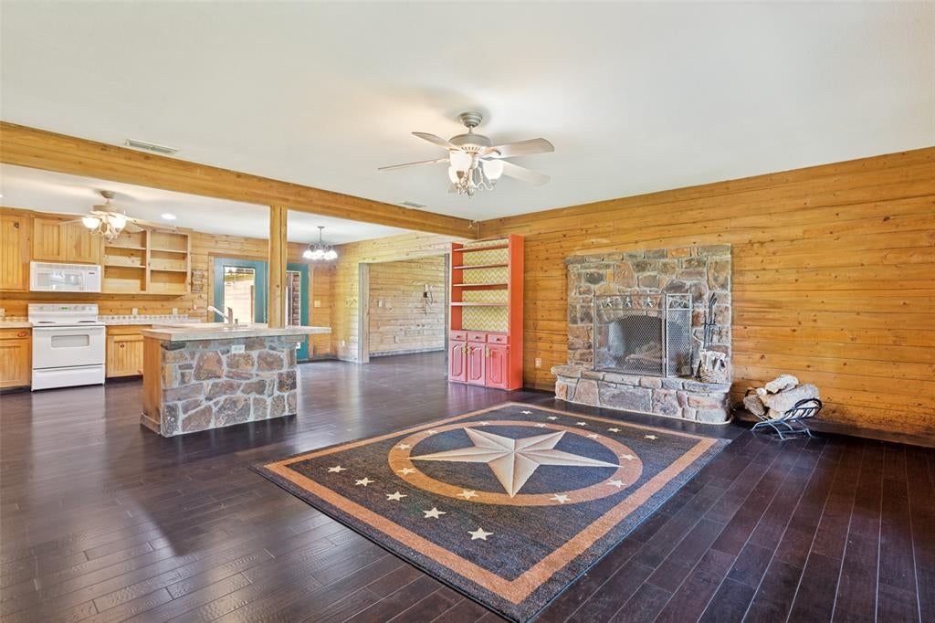 2700 Harwell Lake Rd, Weatherford, TX 76088 photo