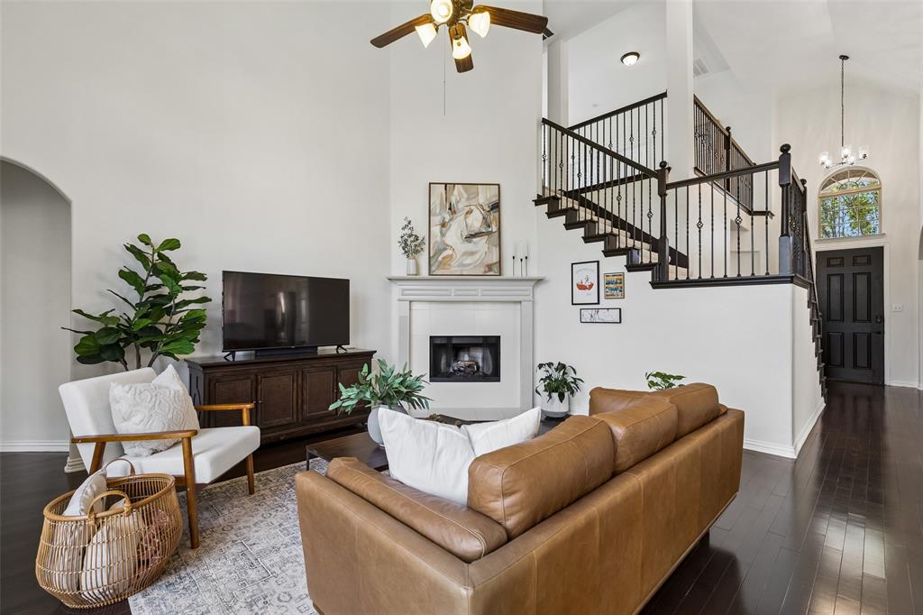 14217 Signal Hill Dr, Little Elm, TX 75068