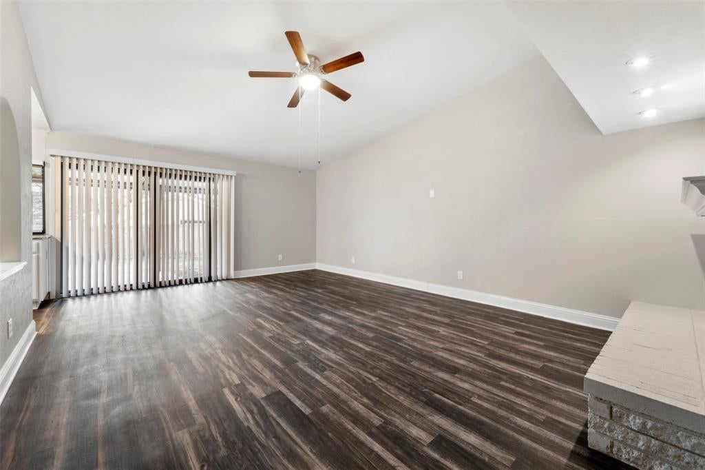928 Overdowns Dr, Plano, TX 75023 photo