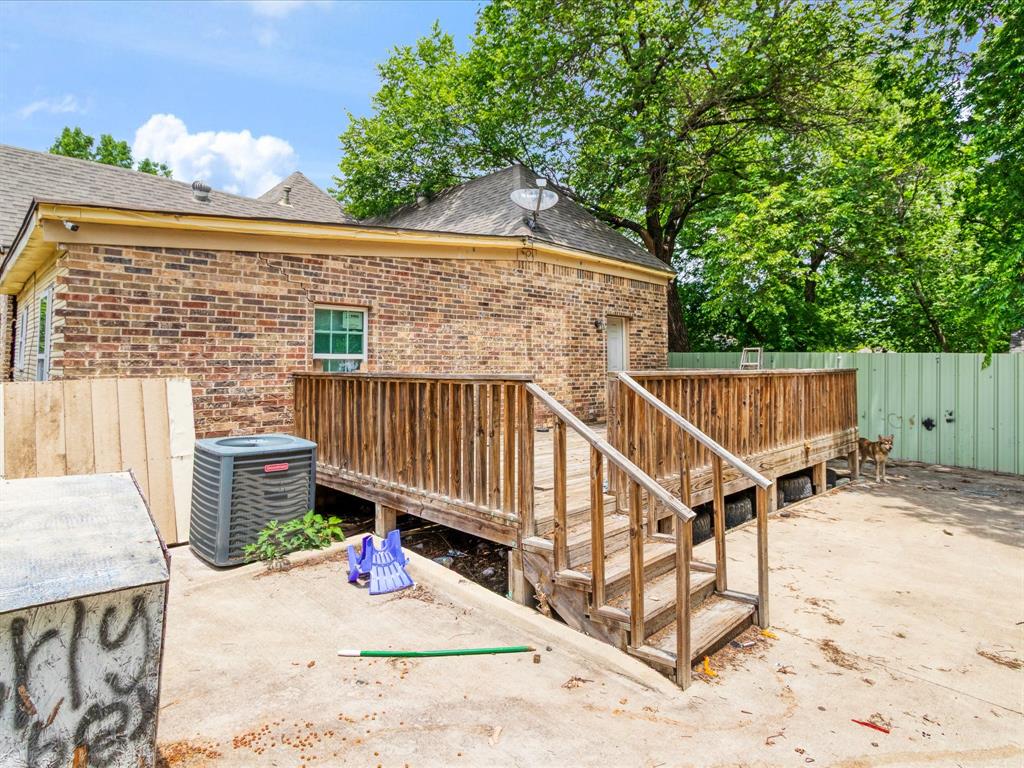 2522 Wilhurt Ave, Dallas, TX 75216 photo