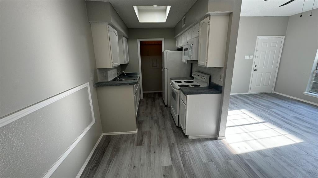 3209 Norwalk Ave, Dallas, TX 75220 photo