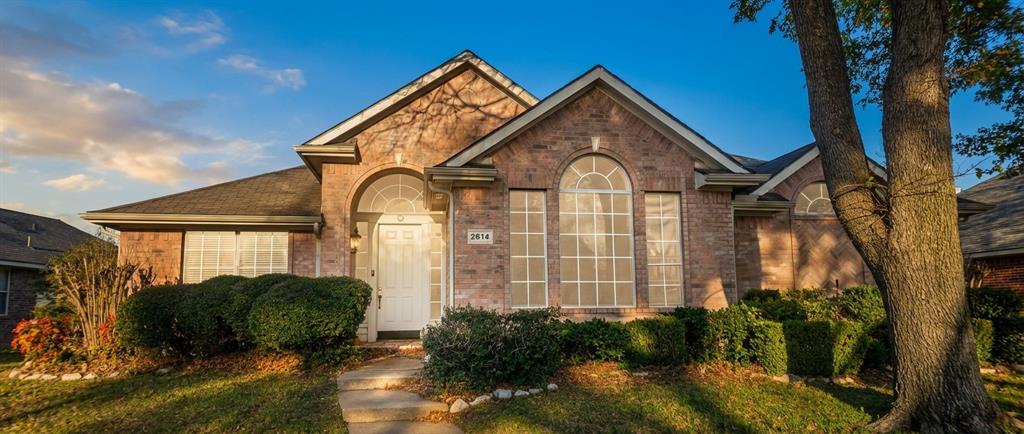 2614 Pecan Meadow Dr, Garland, TX 75040