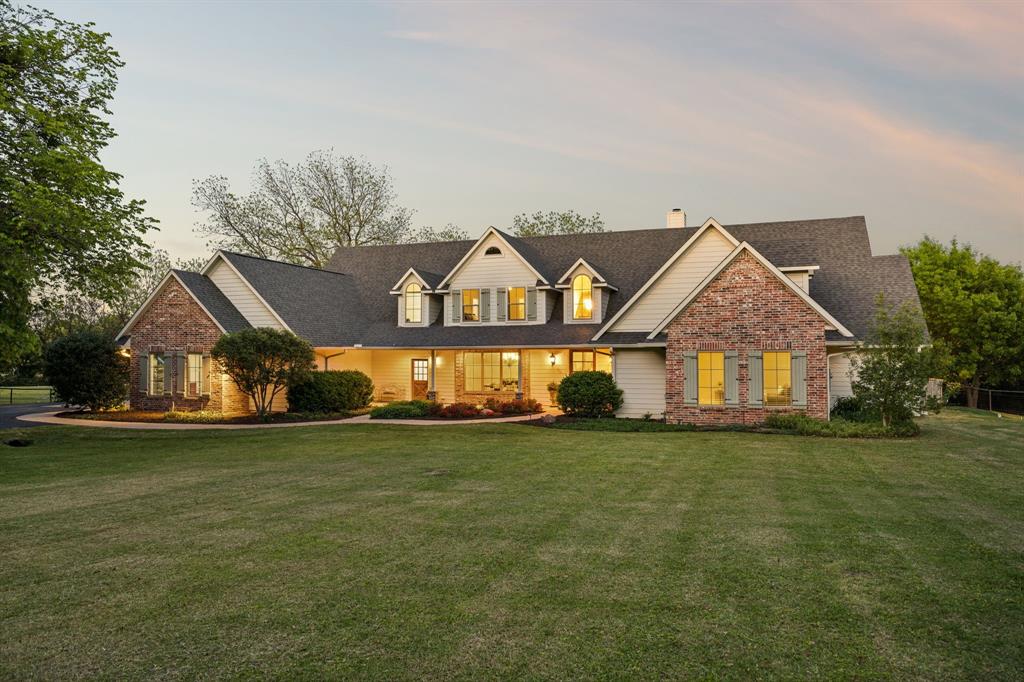 111 Stonecrest Rd, Argyle, TX 76226