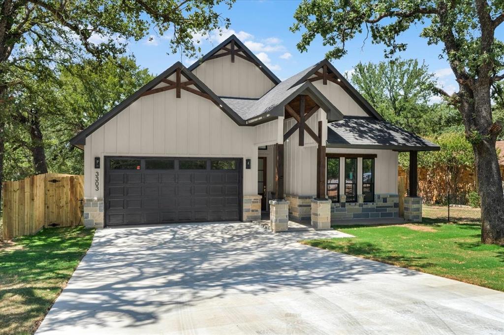 3303 Hiawatha Trl, Fort Worth, TX 76135 photo