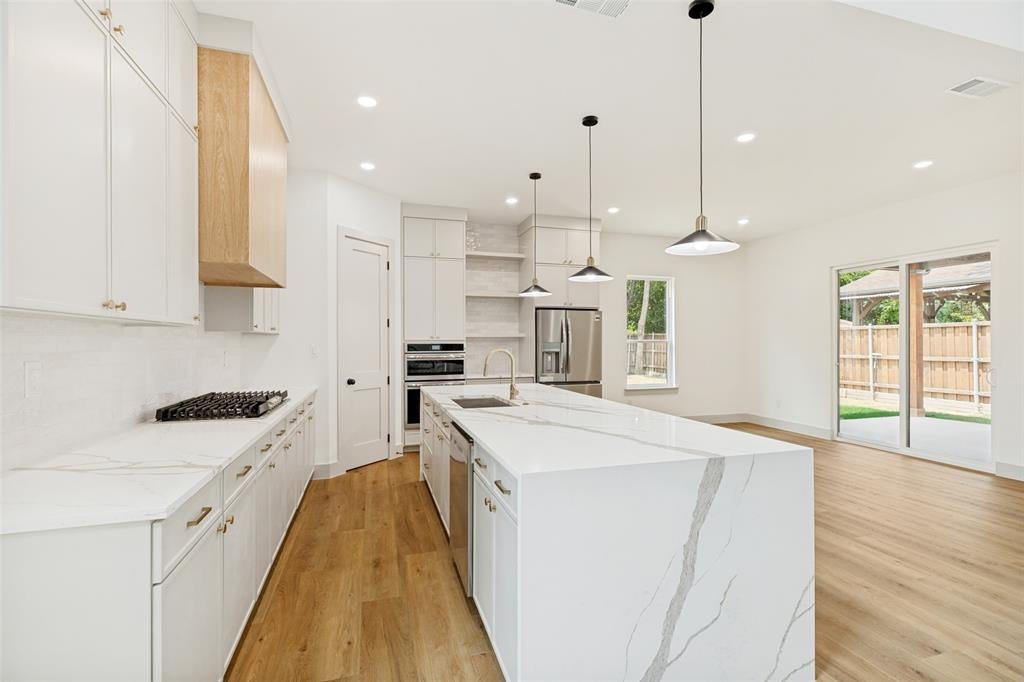 1613 N Bradley St, Mckinney, TX 75069 photo
