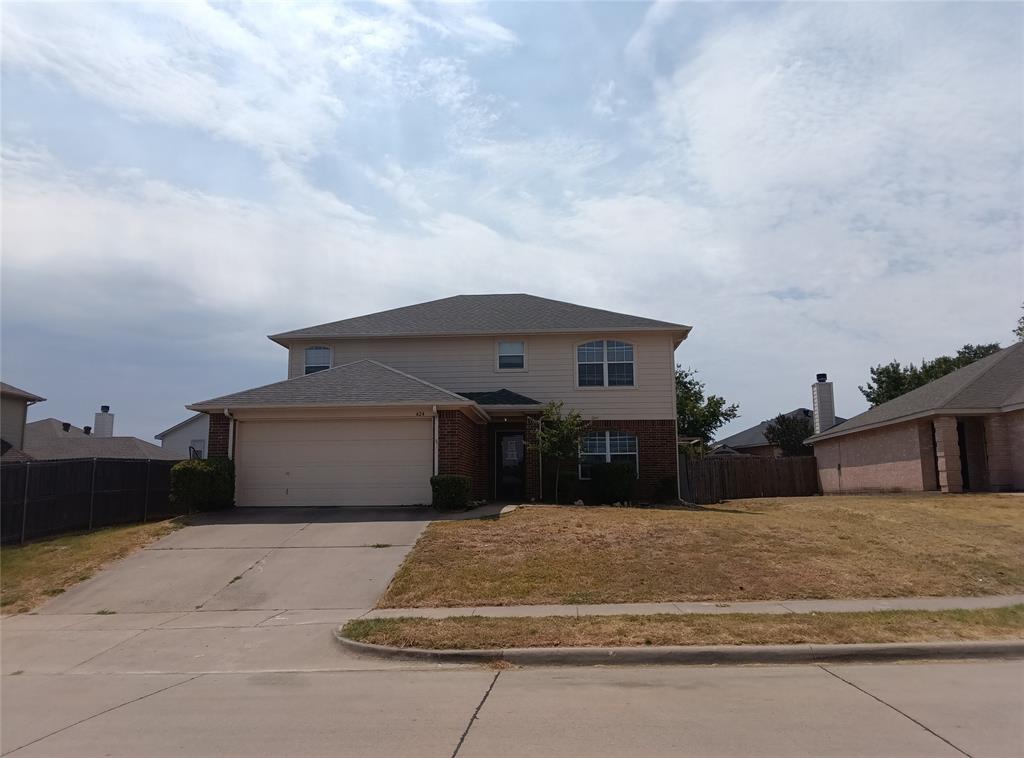 424 Heritage Dr, Crowley, TX 76036