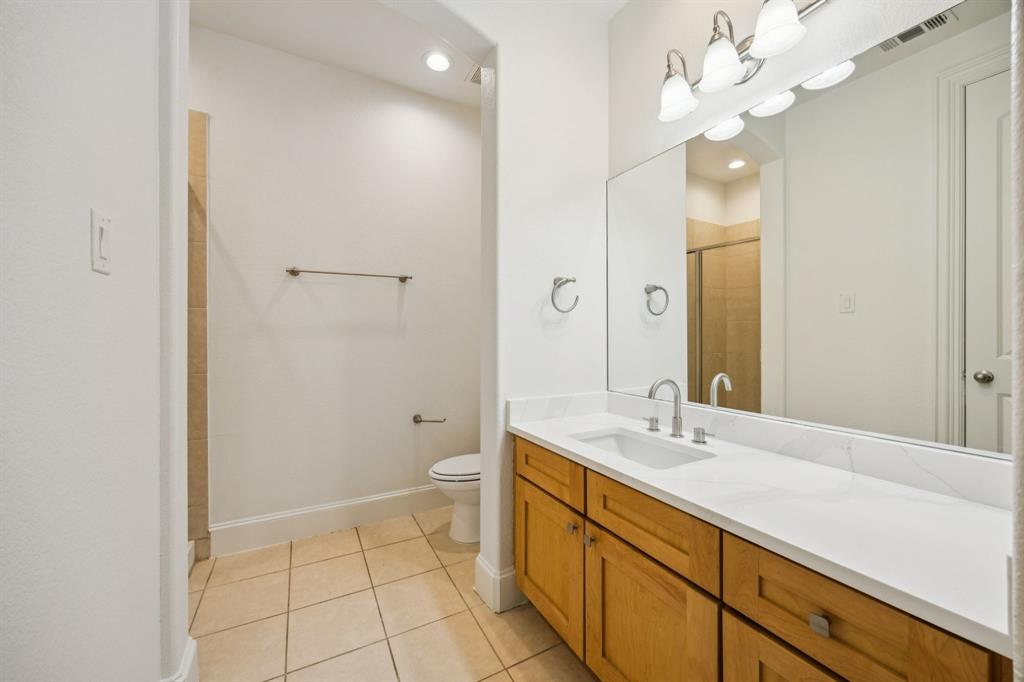 643 Senda, Irving, TX 75039 photo