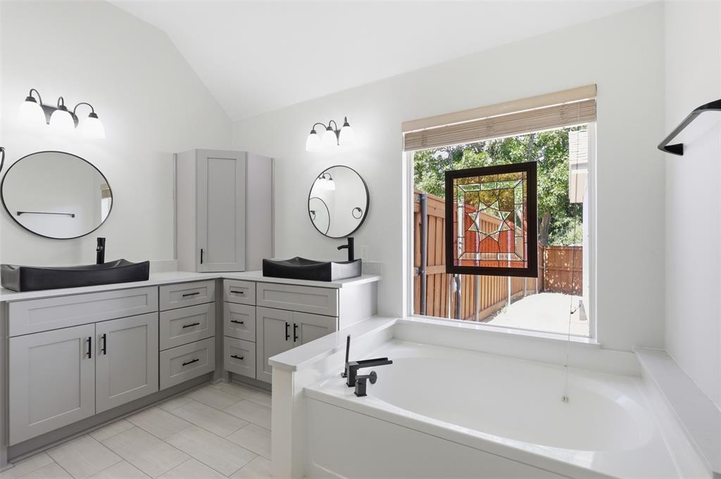 110 Julian Dr, Rockwall, TX 75087 photo
