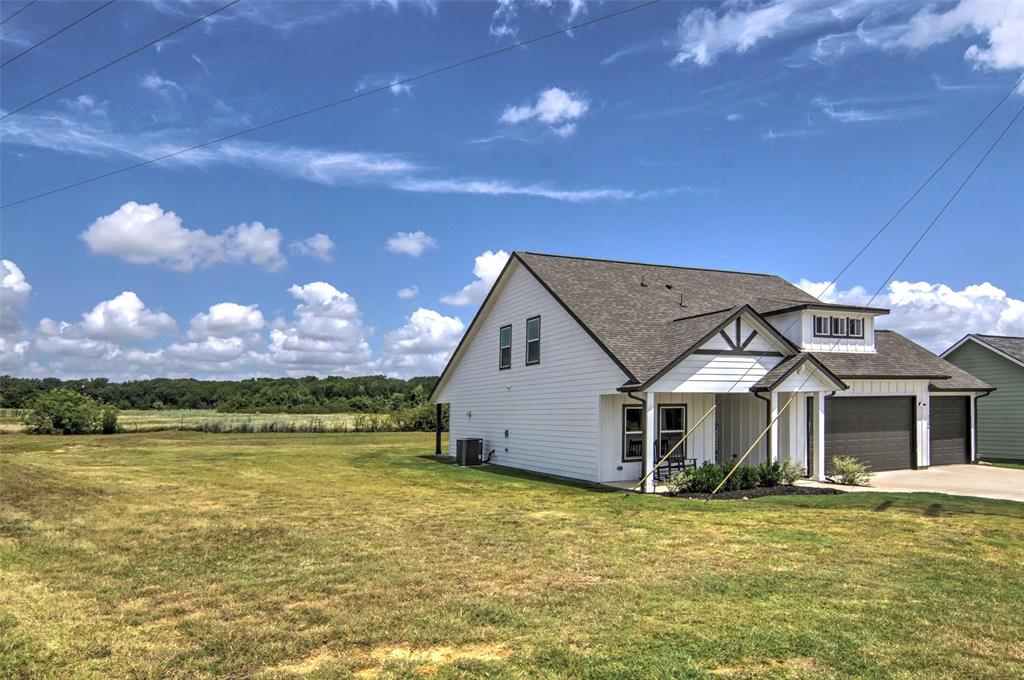7206 Treaty Oaks Blvd, Granbury, TX 76048 photo