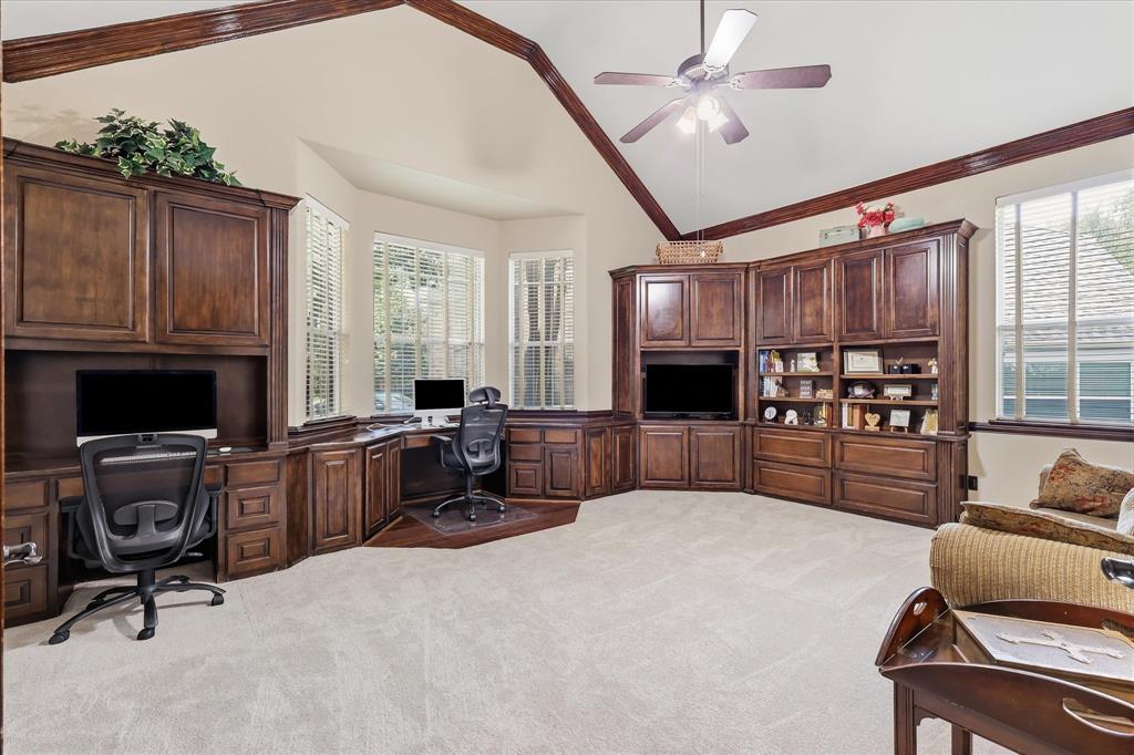 8571 Navisota Dr, Lantana, TX 76226 photo