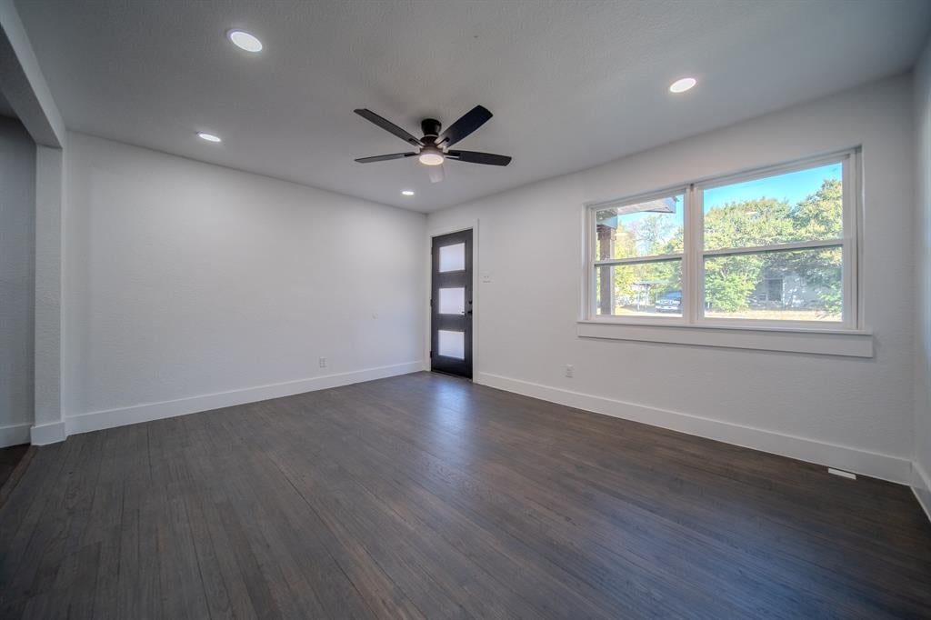 1530 Hillcrest, Mesquite, TX 75149 photo