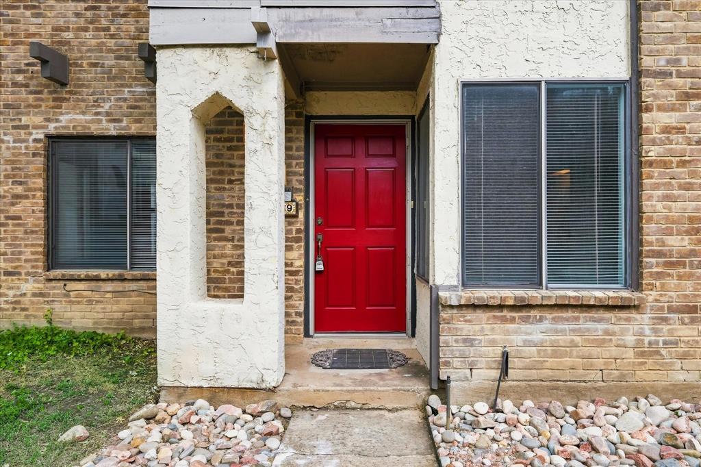 821 Dublin Dr, Richardson, TX 75080