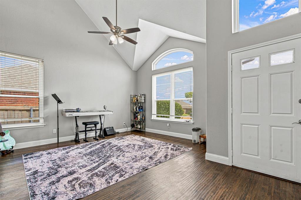 901 Tennison Dr, Euless, TX 76039 photo