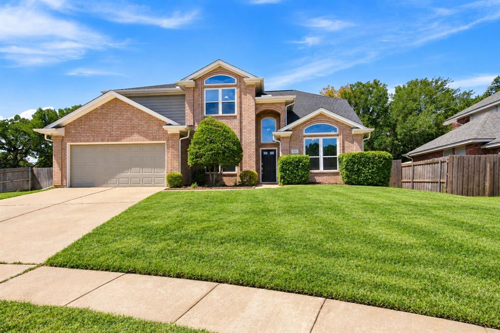 901 Tennison Dr, Euless, TX 76039 photo