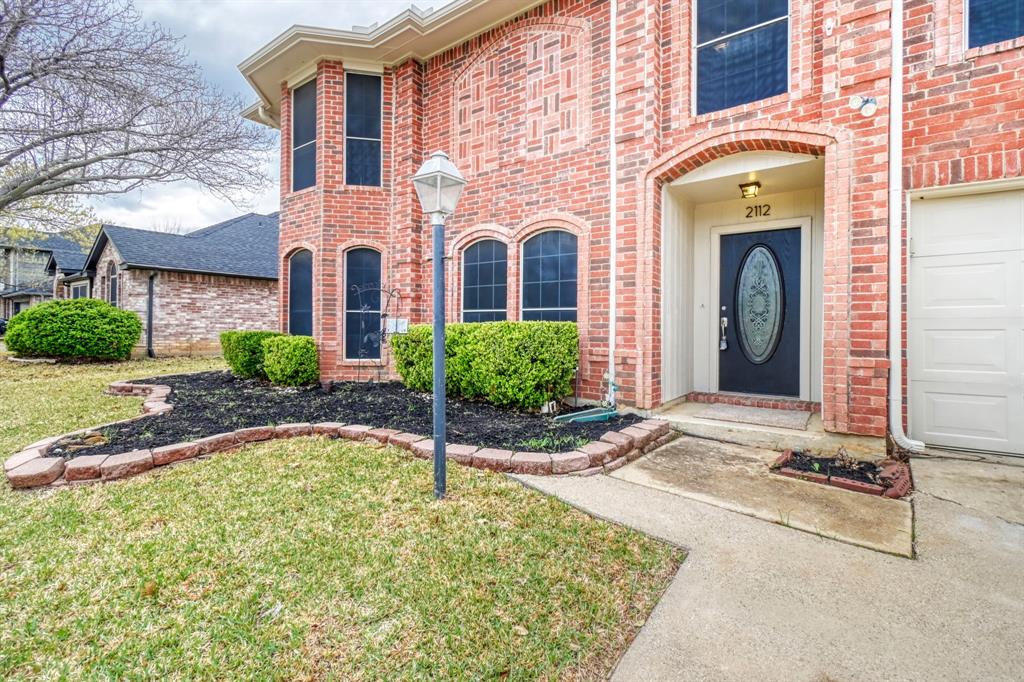 2112 Meadowview Dr, Corinth, TX 76210 photo