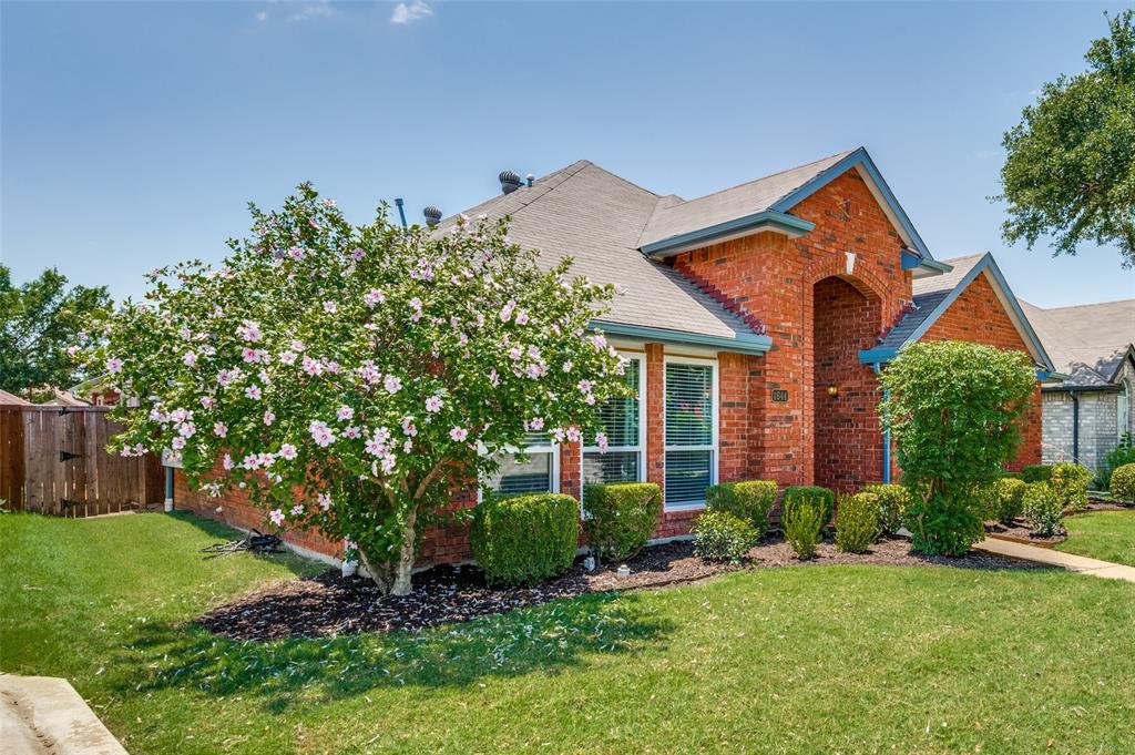 1644 Bennington Dr, Carrollton, TX 75007 photo