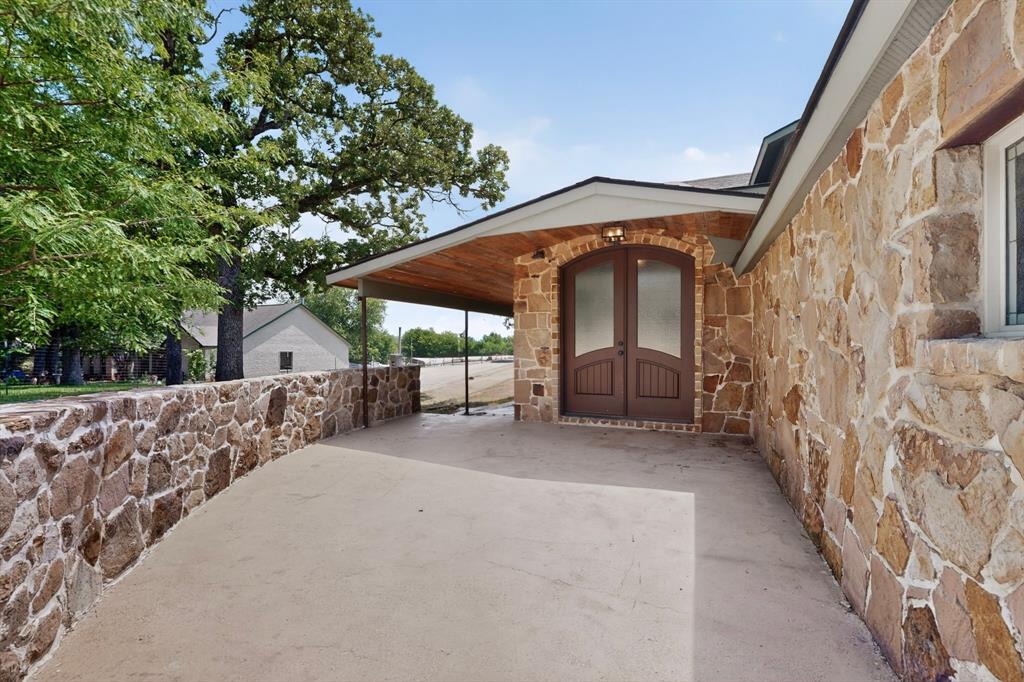 1880 Houston Rd, Burleson, TX 76028 photo