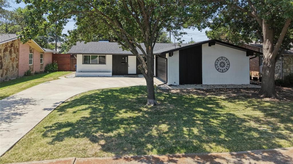 3332 High Lark Dr, Dallas, TX 75234 photo
