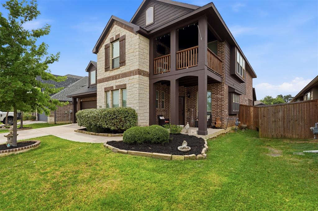 1112 Bear Oak Dr, Burleson, TX 76028 photo