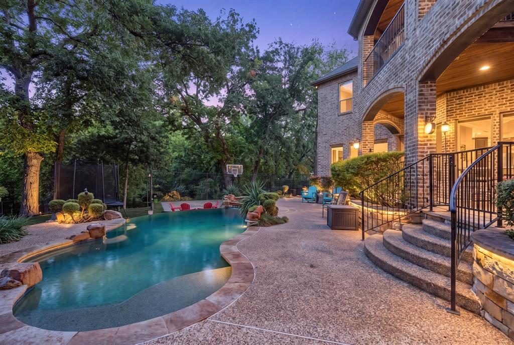 1700 Surrey Ln, Mckinney, TX 75072 photo