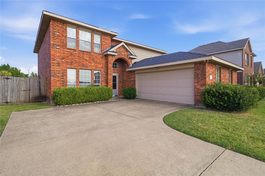 812 Cayotillo St, Lancaster, TX 75146 photo
