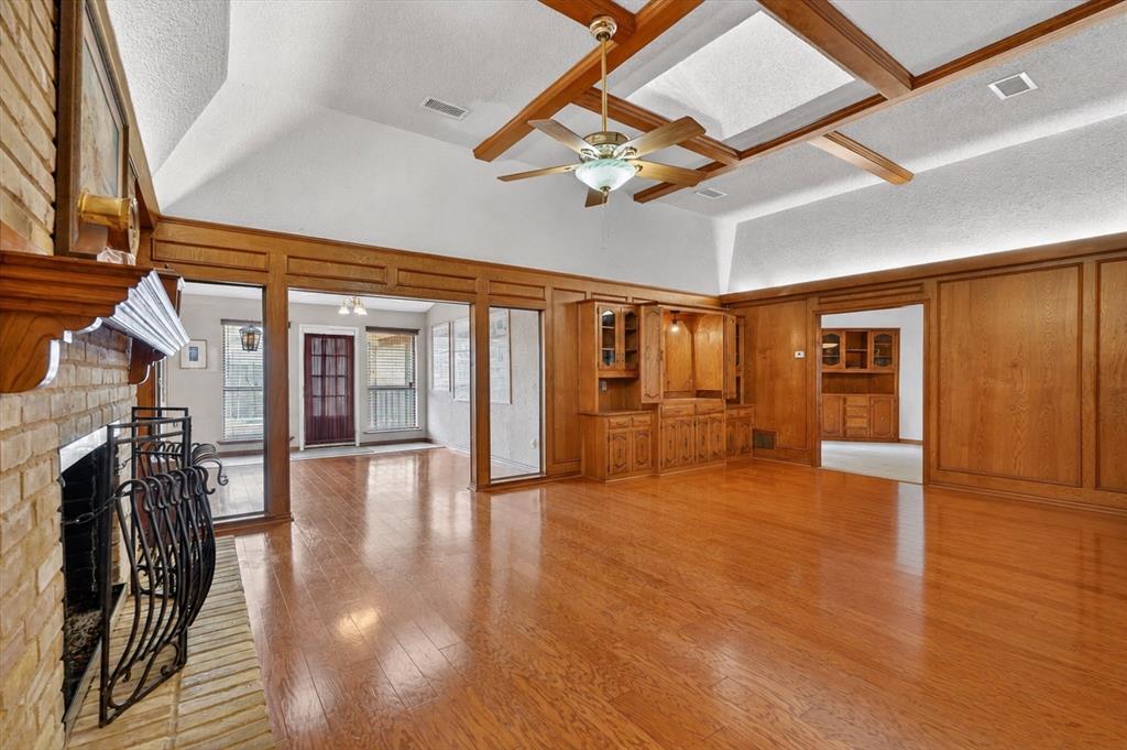 6520 Clearhaven Cir, Dallas, TX 75248 photo