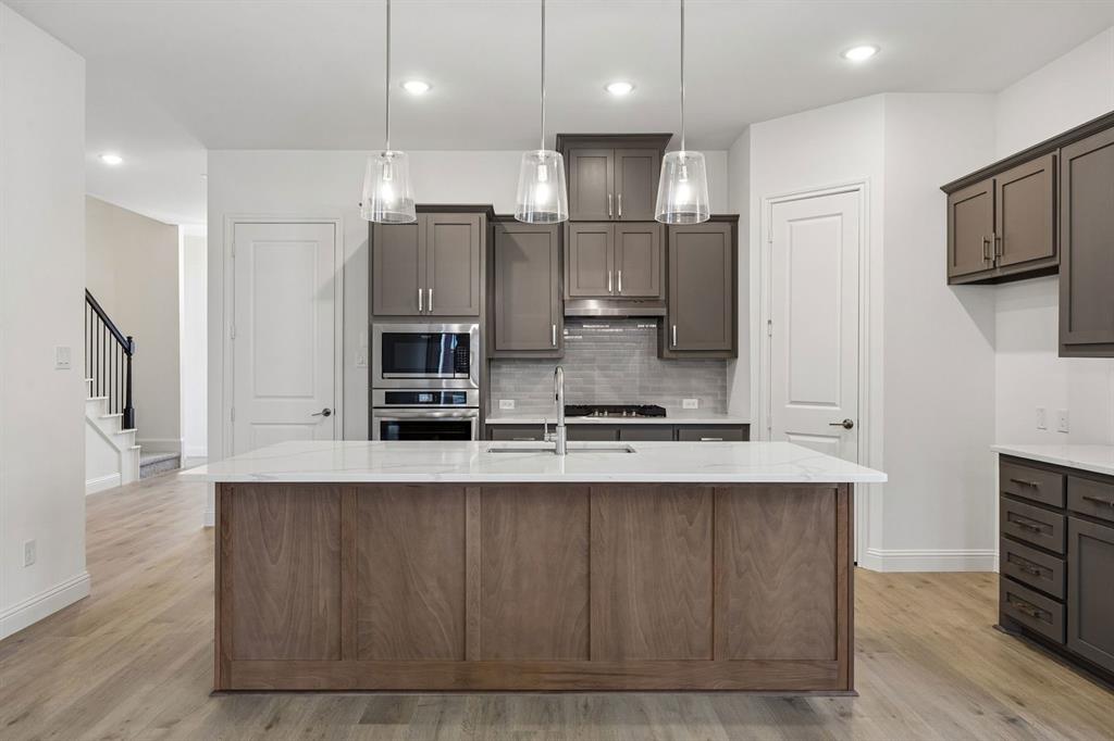 5404 Century Lake Ln, Denton, TX 76226 photo