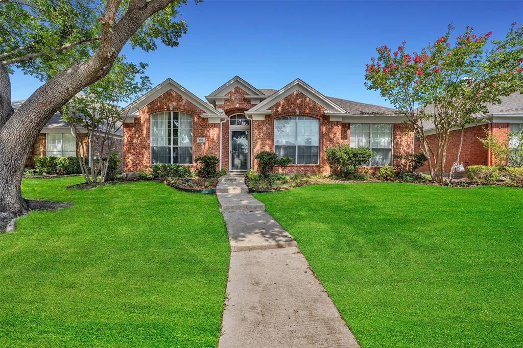 334 Touchdown Dr, Irving, TX 75063