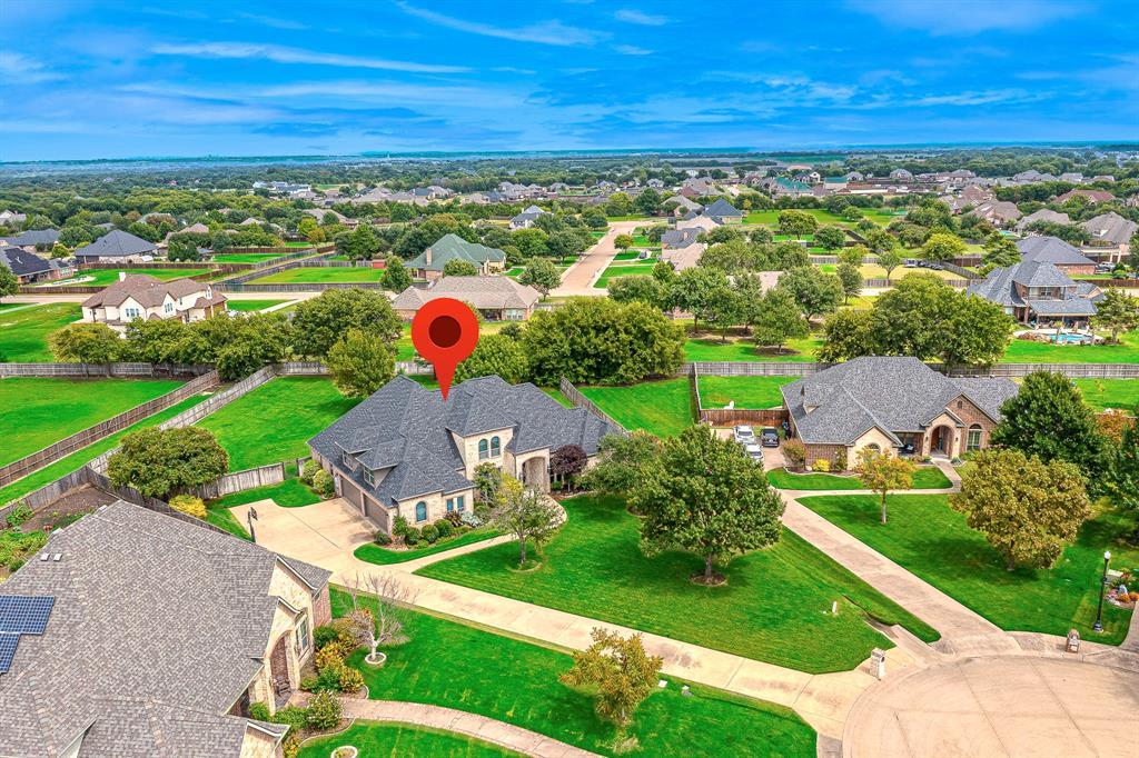 8271 Glenwick Dr, Waxahachie, TX 75167 photo
