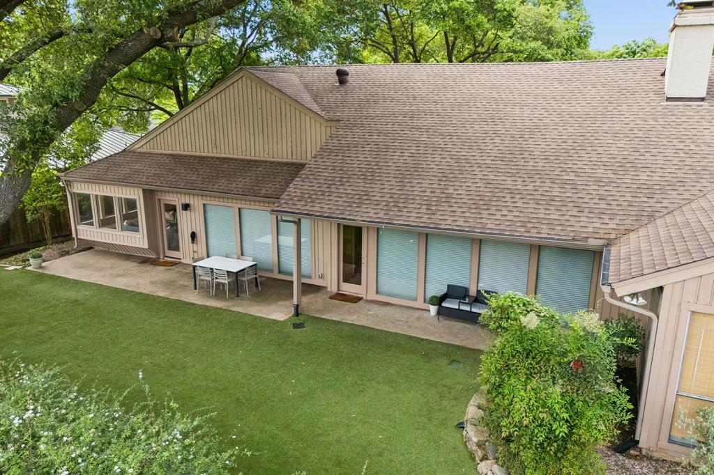 9530 Moss Haven Dr, Dallas, TX 75231 photo