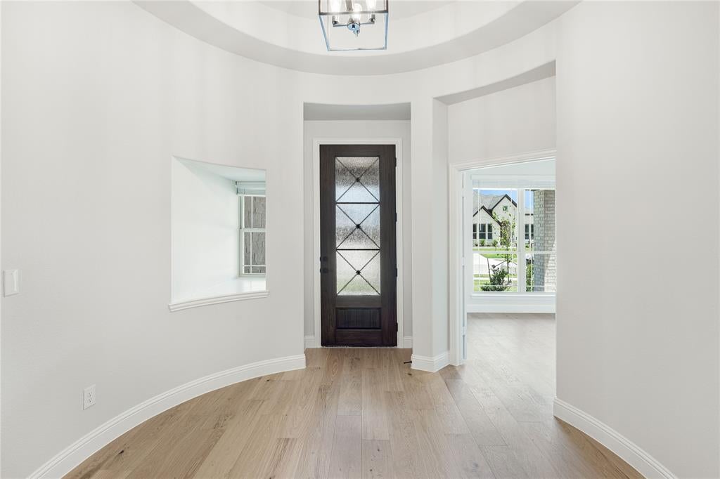 520 Sanctuary Dr, Waxahachie, TX 75165 photo