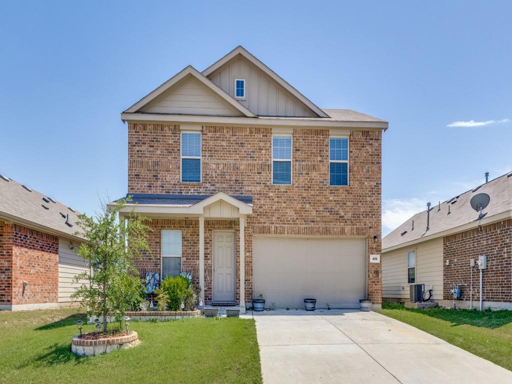 409 Falling Star Dr, Fort Worth, TX 76052