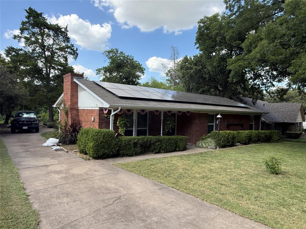 429 Ten Mile Dr, Desoto, TX 75115 photo