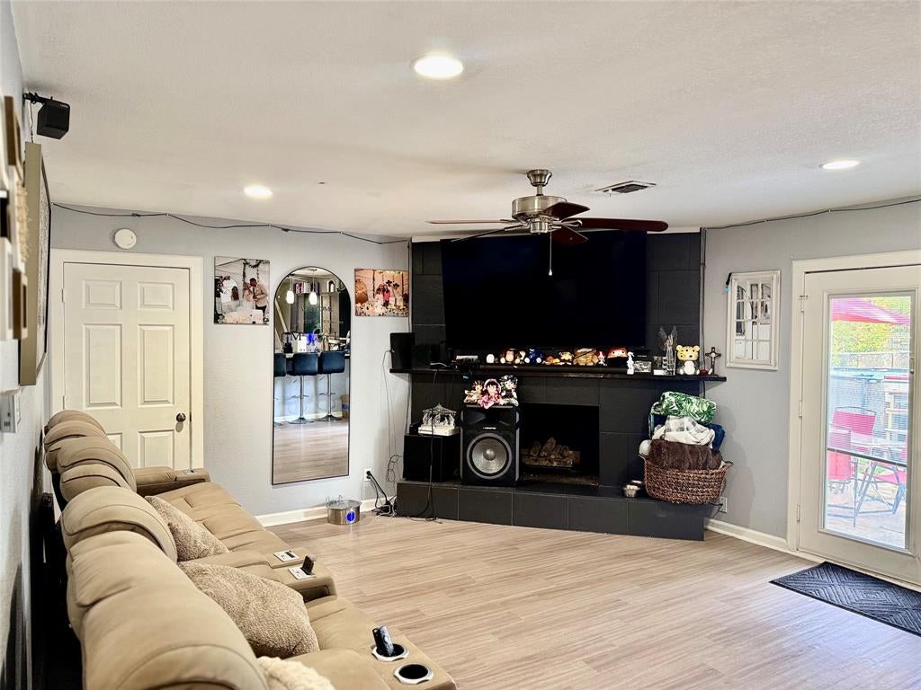 7508 S College Cir, North Richland Hills, TX 76180 photo