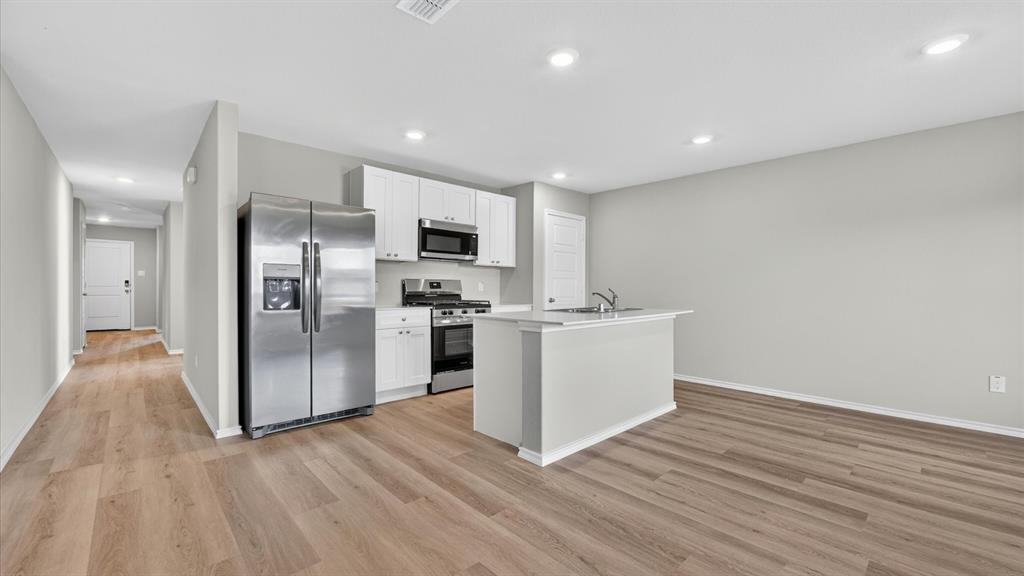 10321 Mayhew St, Fort Worth, TX 76140 photo