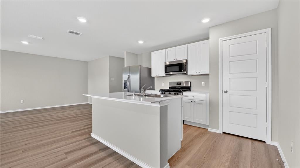10321 Mayhew St, Fort Worth, TX 76140 photo