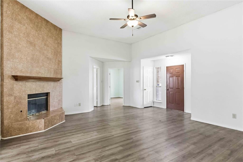 1403 Baker, Cedar Hill, TX 75104 photo