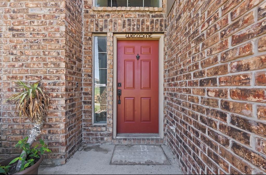 525 Destin Dr, Fort Worth, TX 76131 photo